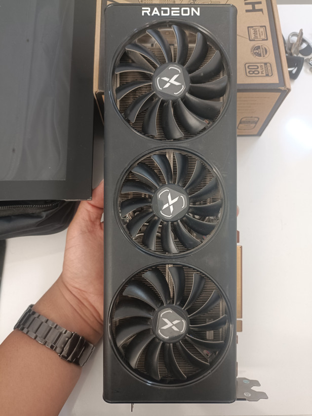 کارت گرافیک XFX radeon RX 6800 swft استوک